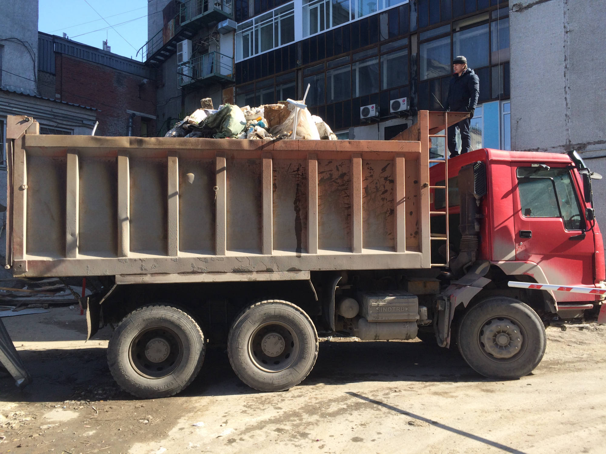 Вывоз мусора Хово в Боготоле